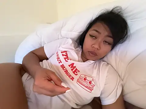 Juliet_official_pro webcam