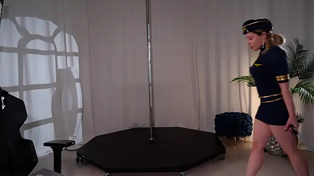 KittyCaitlin webcam