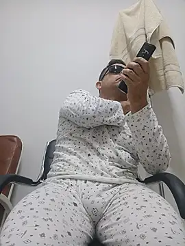 chicoguapo8 webcam