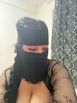 mari_layali webcam