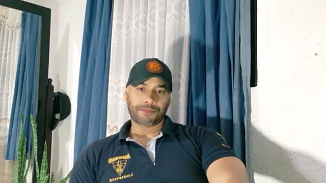 musclehetero webcam