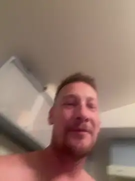 Kris34290 webcam