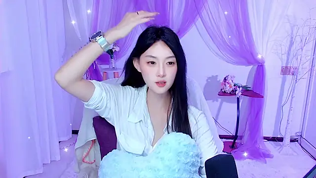 Tili_Lucky webcam