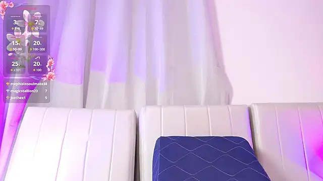 Allison_Peach webcam