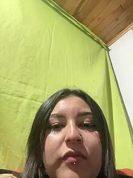 Aly_96 webcam