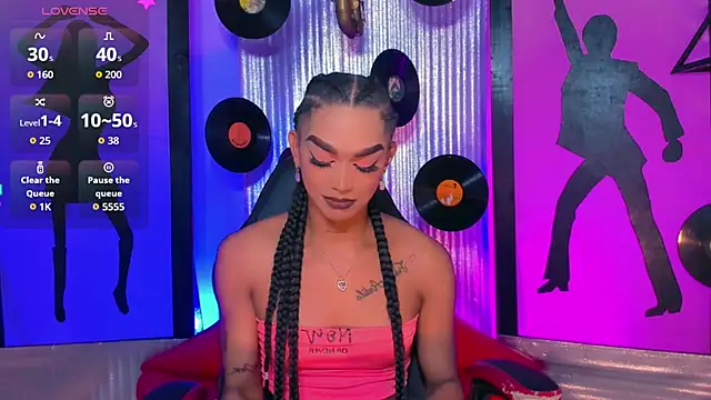 nickyminach_'s live room