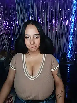 AmberOficiall_ webcam