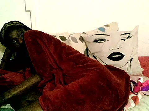 Blackbeautypearl120 webcam
