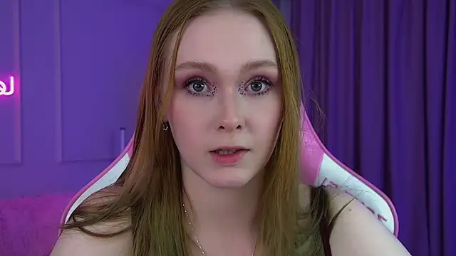 AgataFoxley webcam
