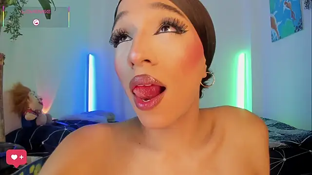 Naughty_Blue webcam