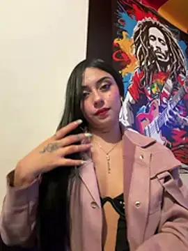 LilacNoir webcam