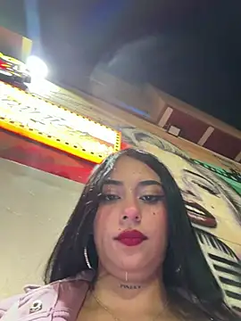 LilacNoir webcam
