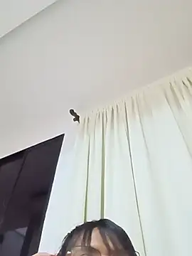 lia_mariana webcam