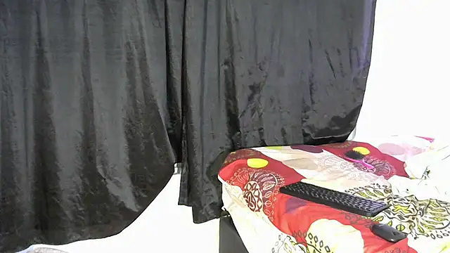 Mia_novoa_1 webcam