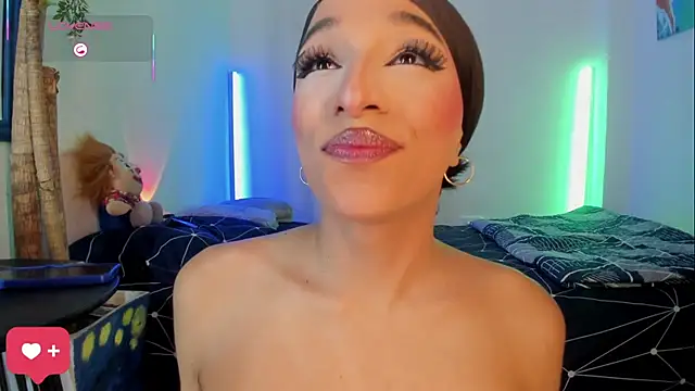 Naughty_Blue webcam