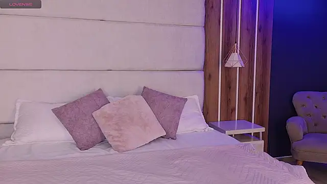 LolaGray__ webcam