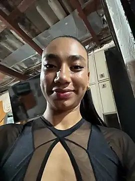 Mia-Lorette webcam