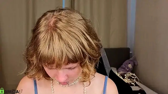 VioletDesiree webcam