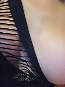 kylie_blck's live room