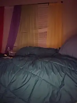 oliviaprettypussy webcam