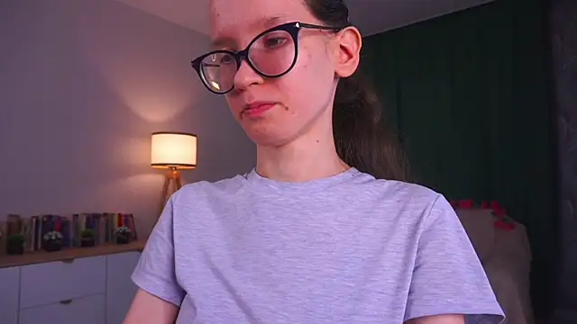 BettyBrowni live cam on StripChat
