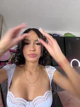 Miaa_love6969 webcam