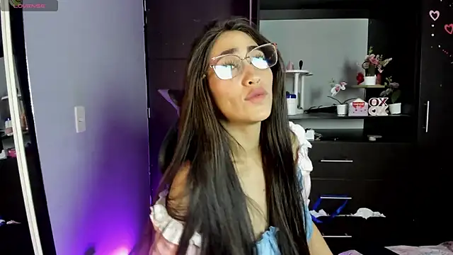 Emilytafur webcam