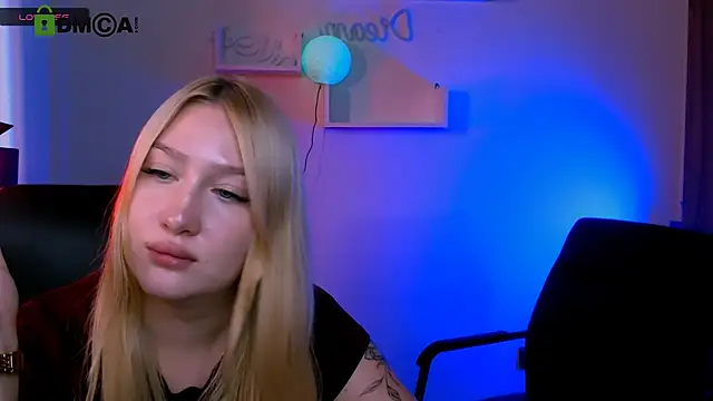playful_sophie webcam
