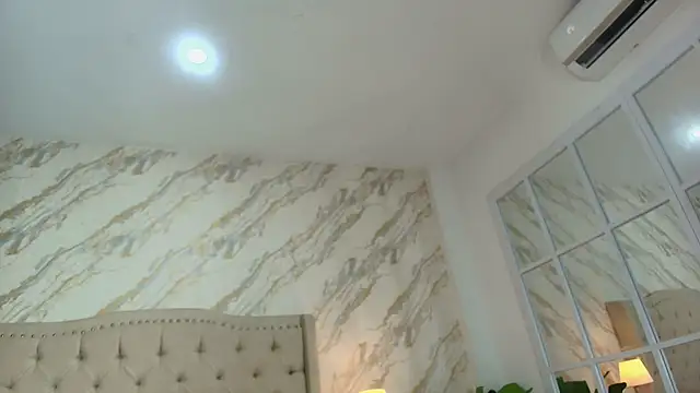 isabella_rossee_ webcam