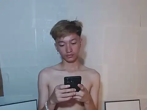 Fem_phiLboy69 webcam