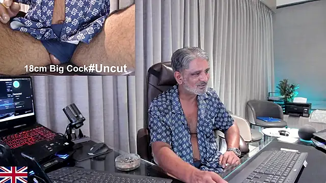 OnlineBossUK webcam