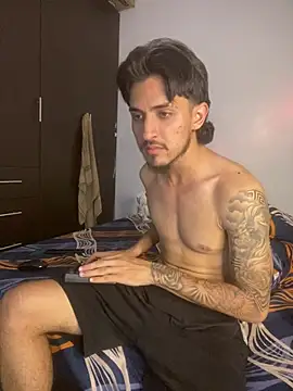 Kriss_Edwards webcam