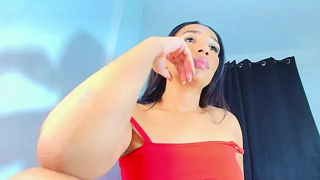 AlyaThompson webcam