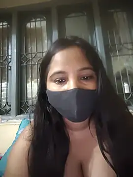 Lusty-radhika webcam