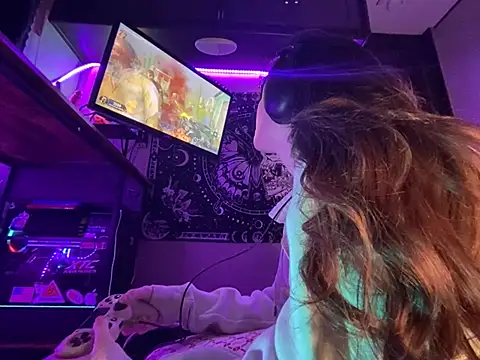 Lilactease webcam
