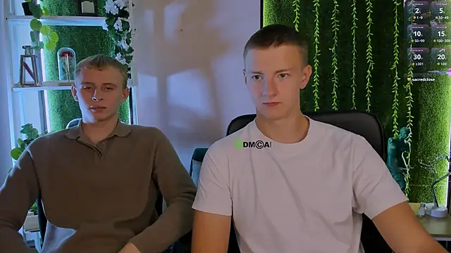noah_nero webcam