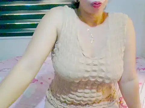 DreamsJohnson webcam