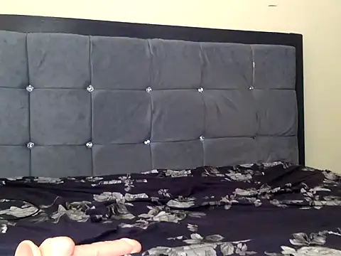 cocoluvx_1 webcam