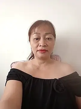 Baby-ladyboobs2026 webcam