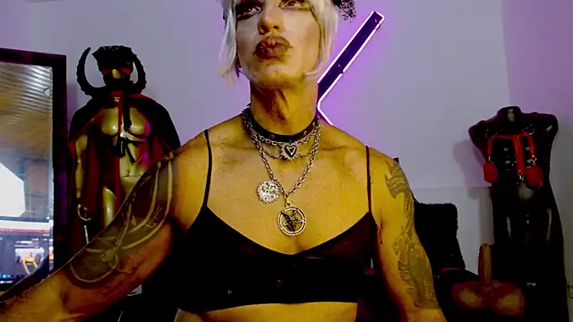 LILITHMADAME webcam