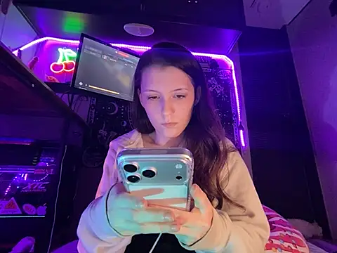 Lilactease webcam