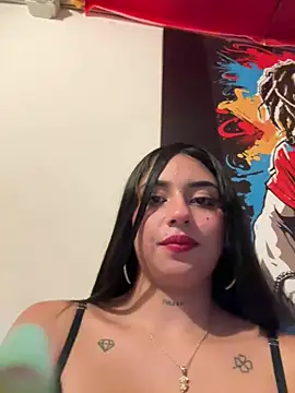 LilacNoir webcam