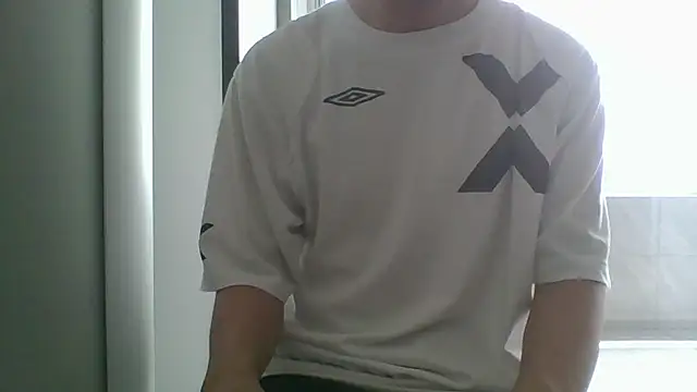 nole_china7 (Ask my age) - talk / fun / cum