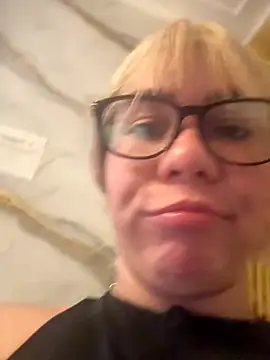 TessaCooper1 webcam