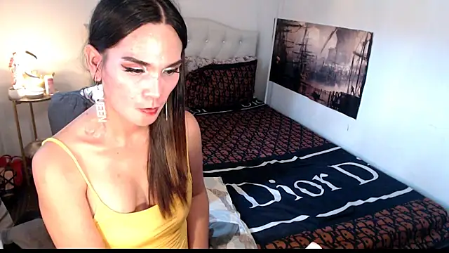 NinaDOM4CUM webcam