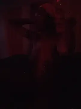oliviaprettypussy webcam