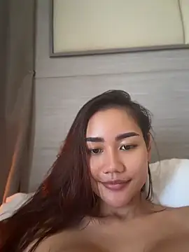 sweetthaigirlfriend's live room