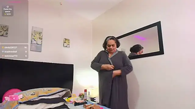 QueenMatturex webcam