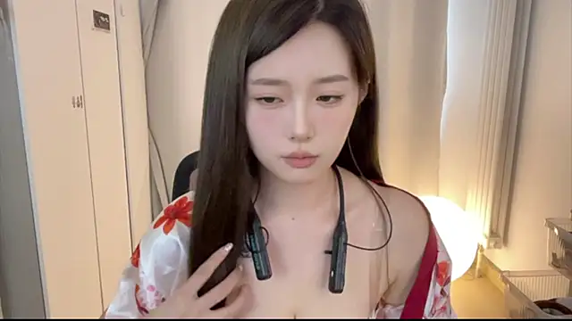 yiyi5588 webcam