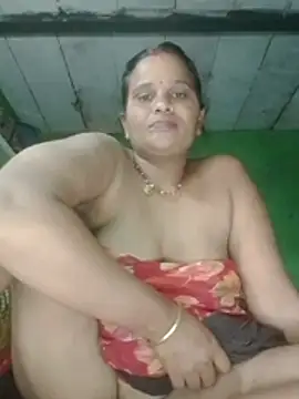 Shivani09900 webcam